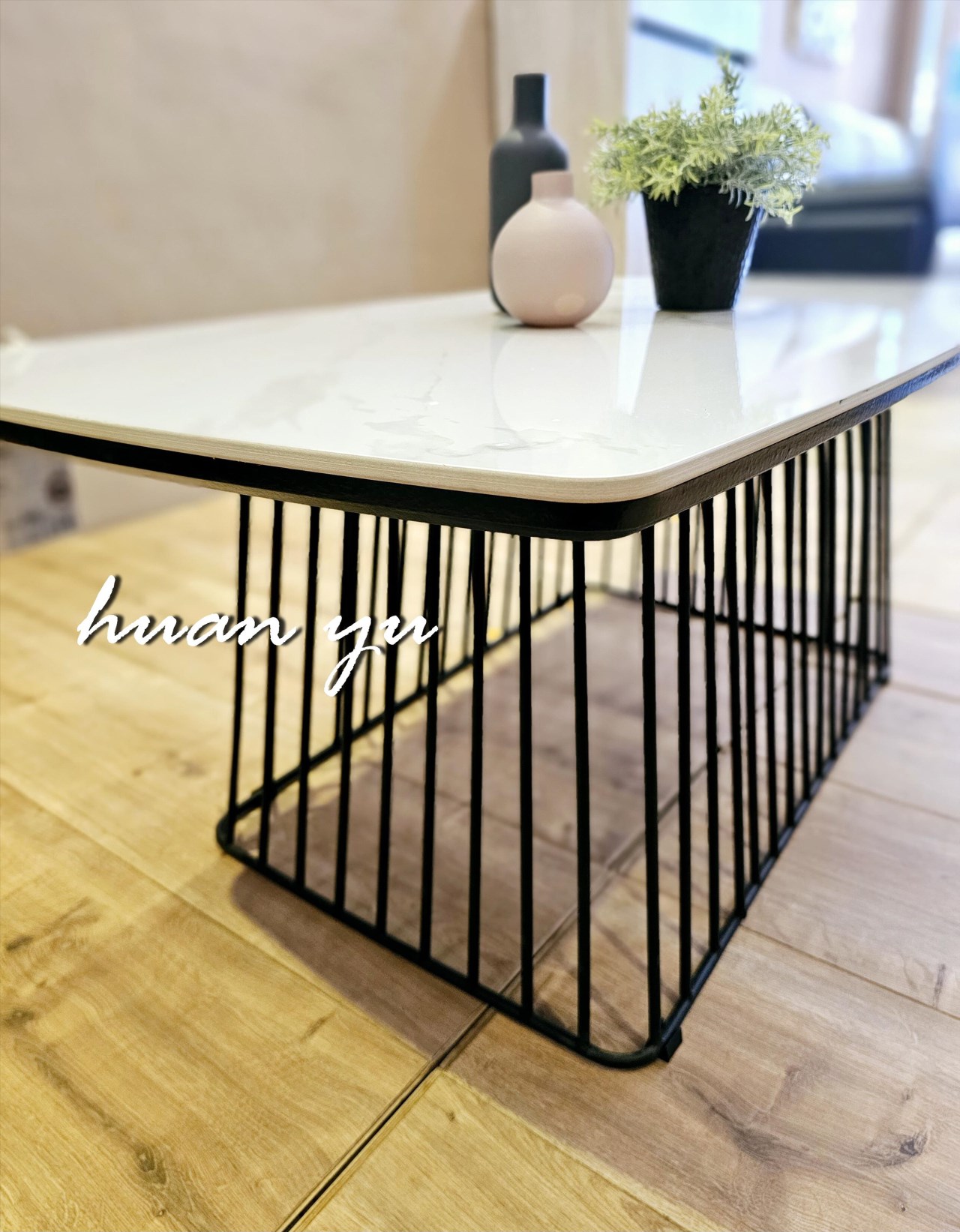 凱羅岩板大茶几