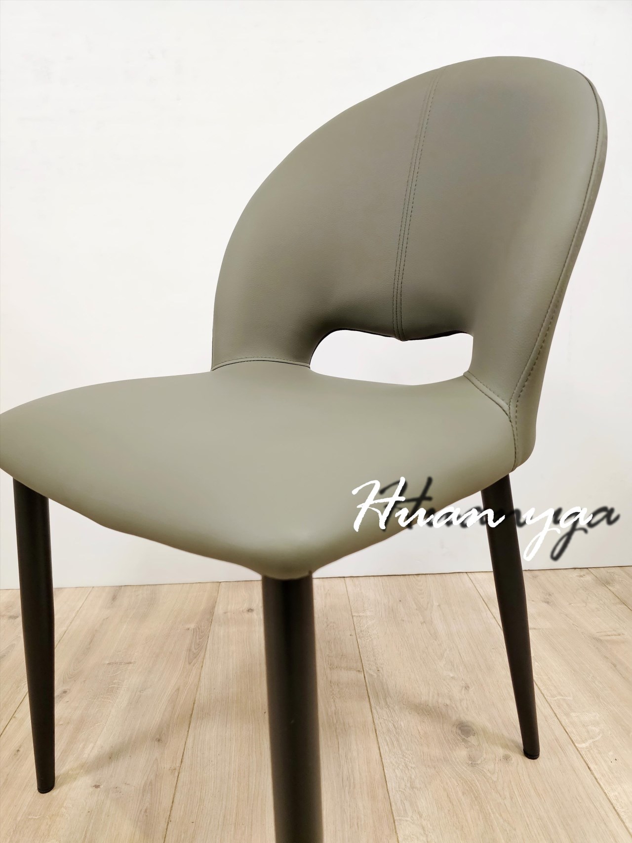 米洛經典復刻餐椅