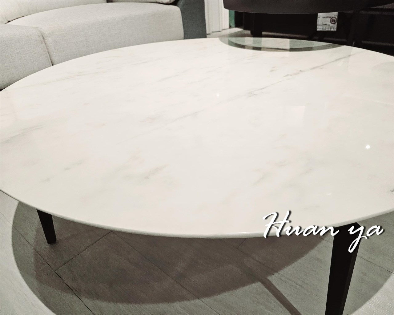 巴洛卡拉白石材大茶几