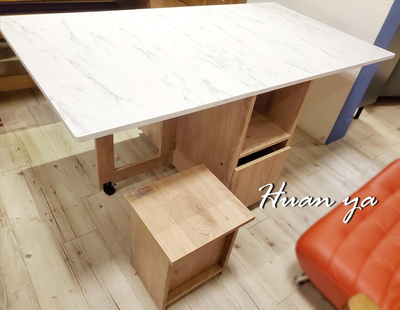 海倫折疊伸縮型餐桌