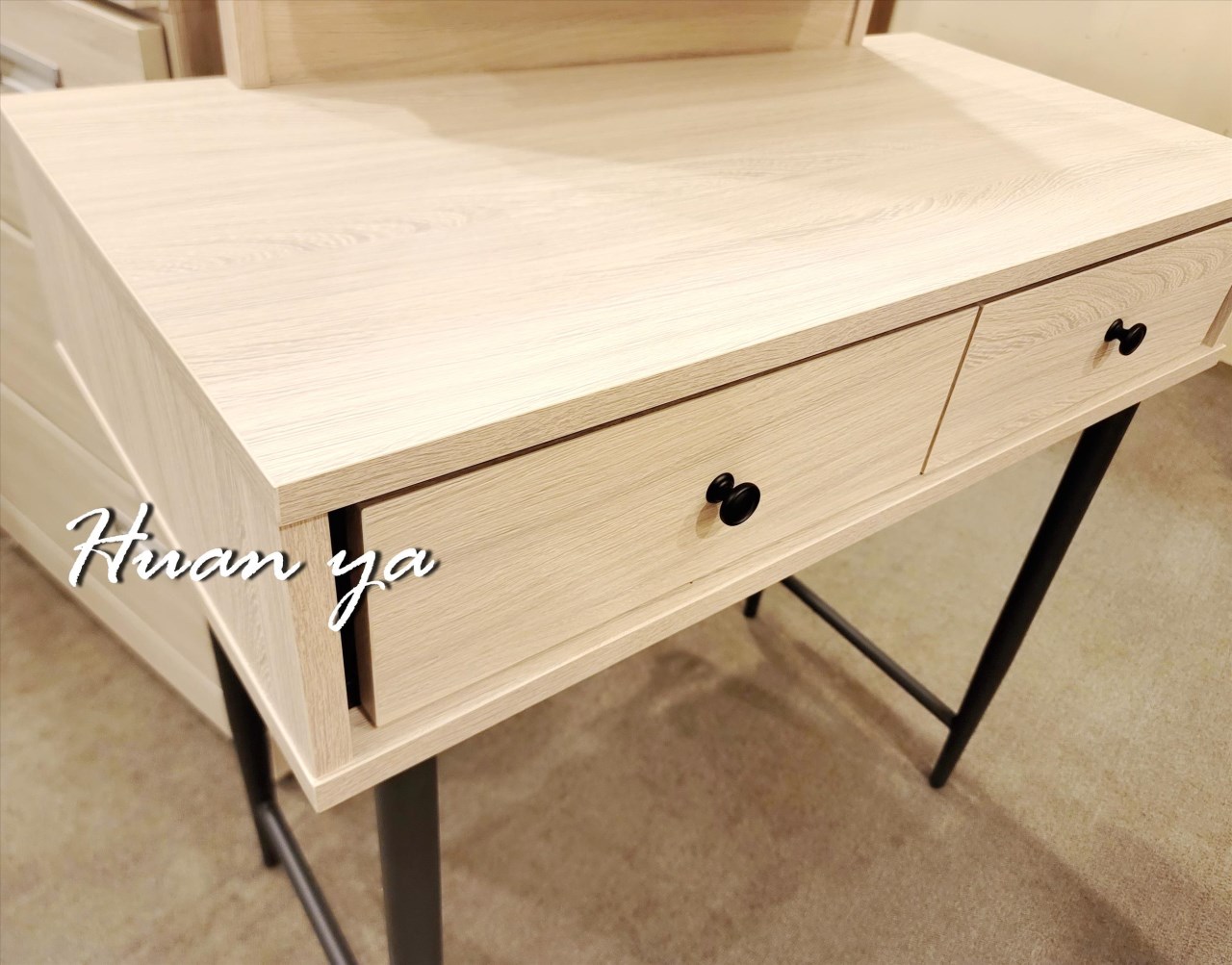 幸運草雪松化妝台【可當書桌使用】